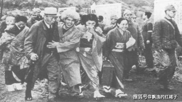 姜鵬舉是偽滿漢奸官員，在偽滿時(shí)期擔(dān)任偽滿軍政部次長(zhǎng)等職?？箲?zhàn)勝利后，姜鵬舉被遣返回國(guó)接受審判。最終，他被確定為漢奸罪并被判處刑罰。因此，姜鵬舉確實(shí)被遣返回國(guó)。，以上內(nèi)容僅供參考，建議查閱相關(guān)史料或新聞報(bào)道獲取更多信息。對(duì)歷史上漢奸的行為，我們要保持憤慨和警惕，同時(shí)認(rèn)識(shí)到國(guó)家尊嚴(yán)和民族利益的重要性。