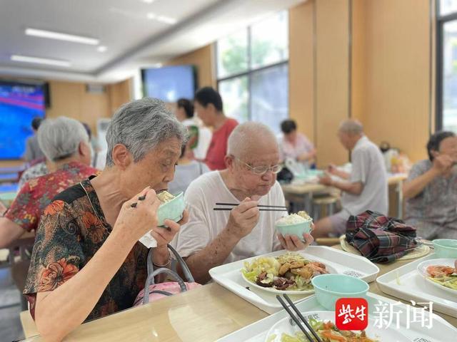 中國(guó)農(nóng)科院食堂掛牌“海淀食堂”