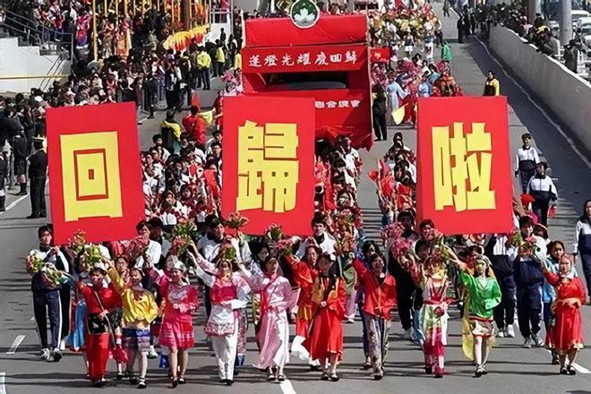 香港澳門地區(qū)的歷史和實(shí)際情況是怎樣的,小伙將車停在木棉樹下結(jié)果悲劇了絕對(duì)經(jīng)典解釋定義_社交版16.67.75